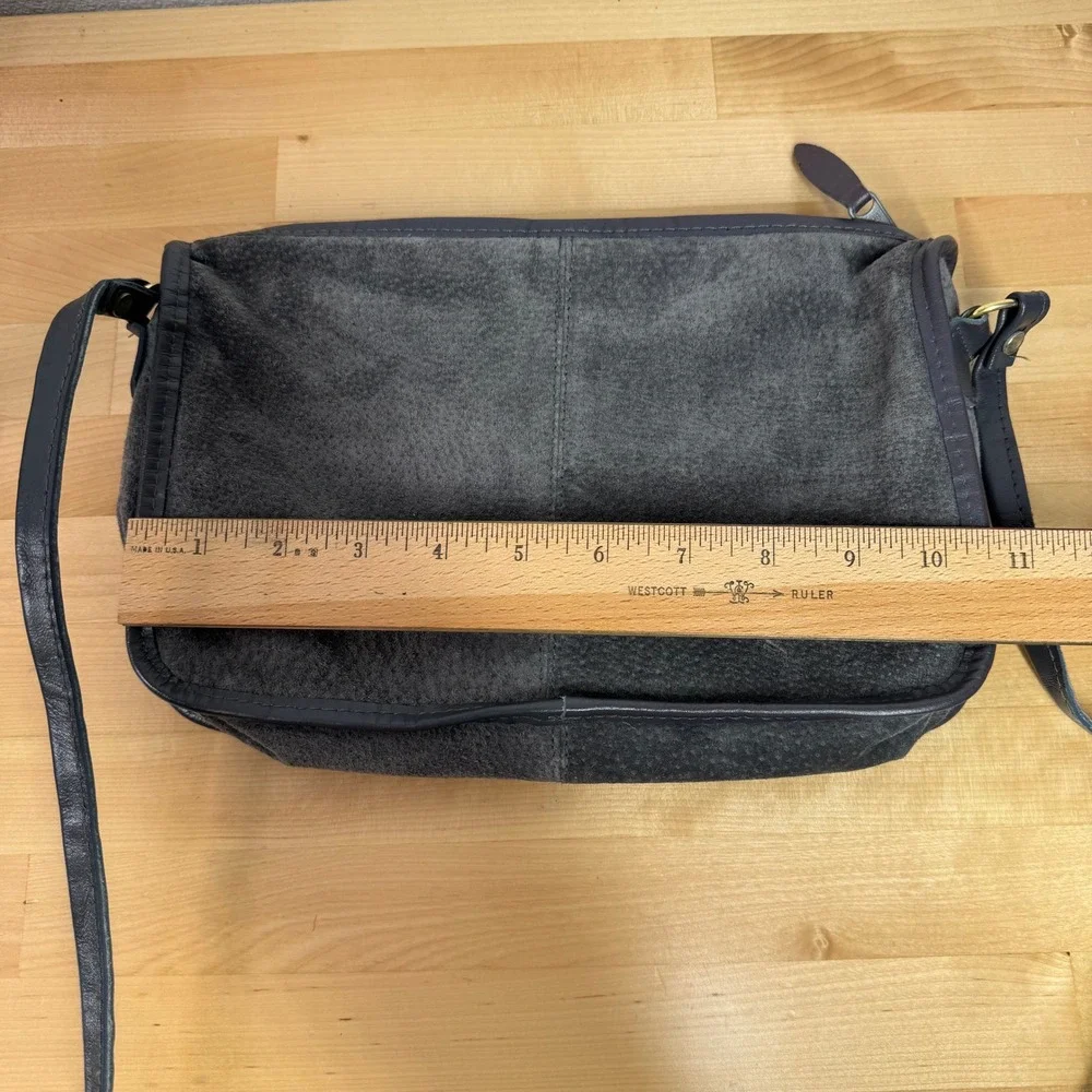 VTG Grey Suede Leather Crossbody Bag Made in Hong‎ Kong Minimalist Rectangular